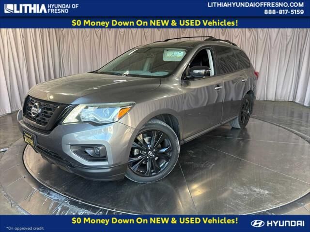 2018 Nissan Pathfinder SL