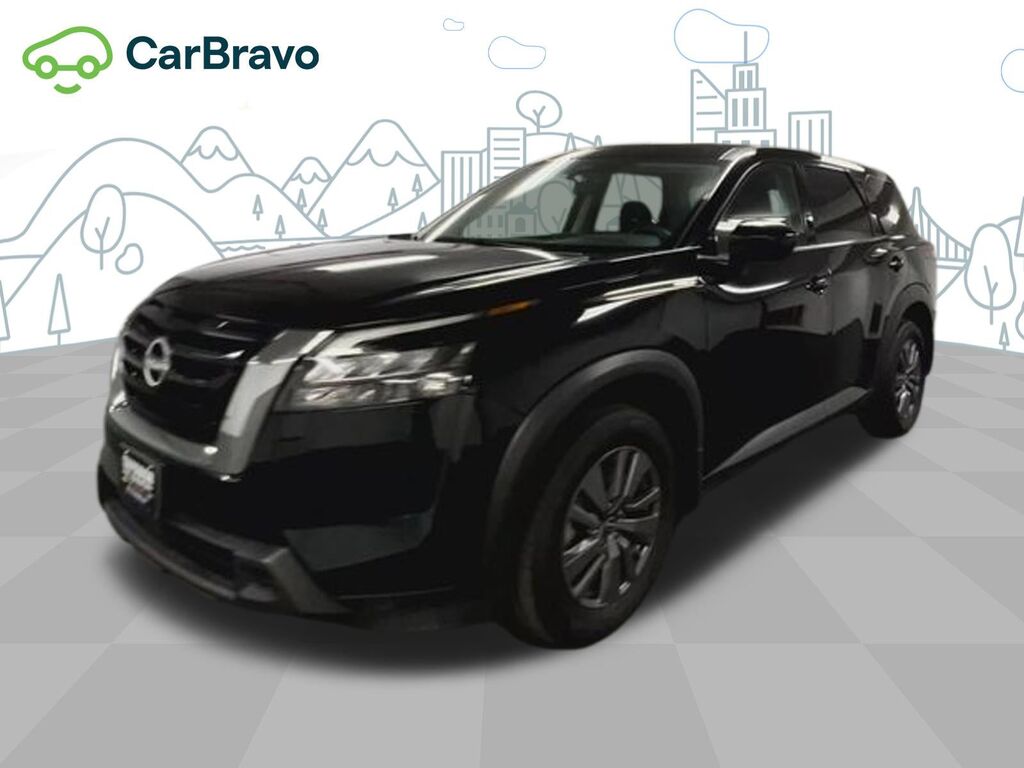 2024 Nissan Pathfinder S FWD — photo 1 of 6
