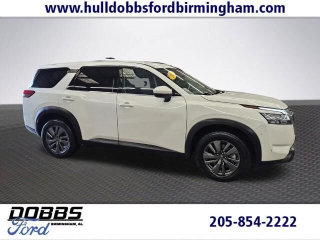 2022 Nissan Pathfinder S — photo 1 of 1