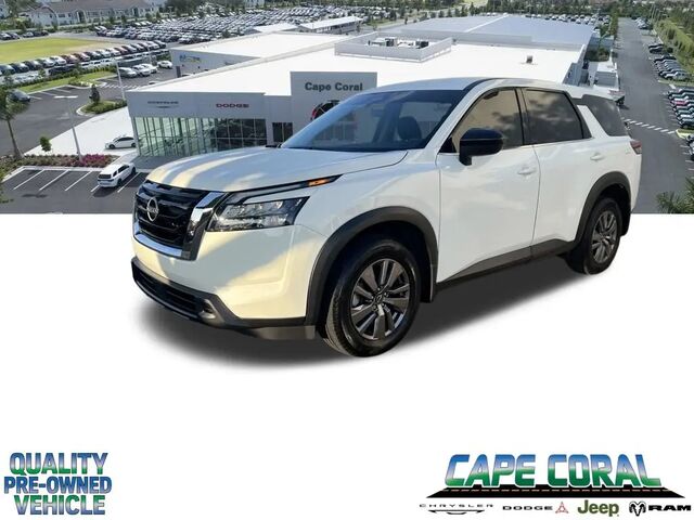 2025 Nissan Pathfinder S