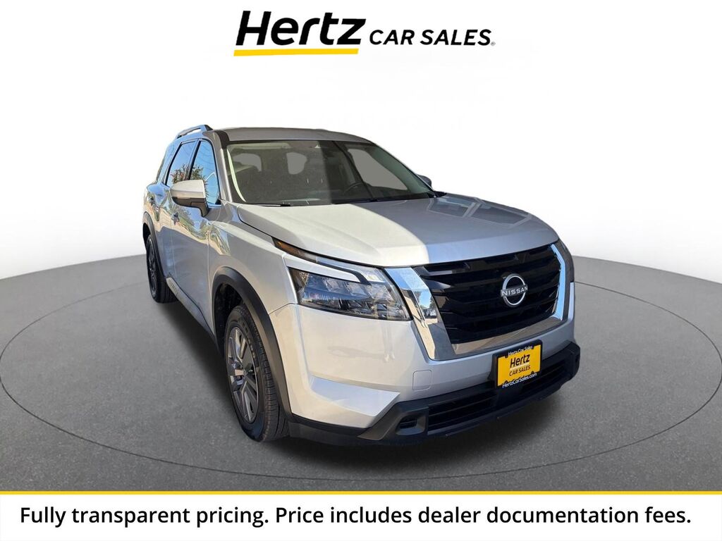 2025 Nissan Pathfinder SV — photo 1 of 13