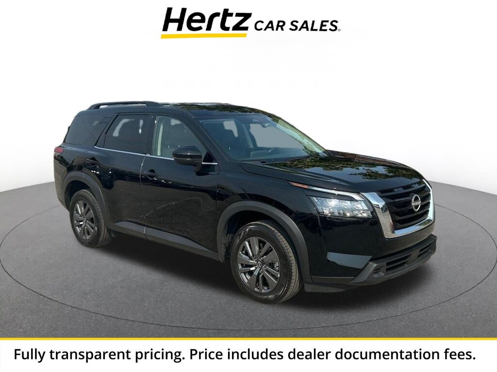 2025 Nissan Pathfinder SV — photo 1 of 13