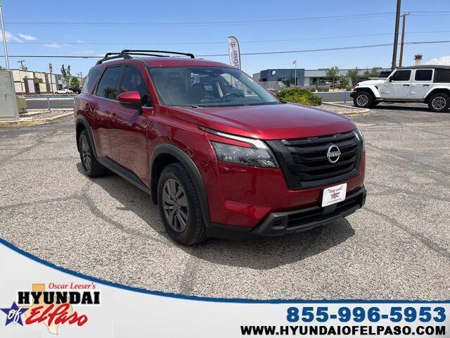 2024 Nissan Pathfinder SV — photo 1 of 23
