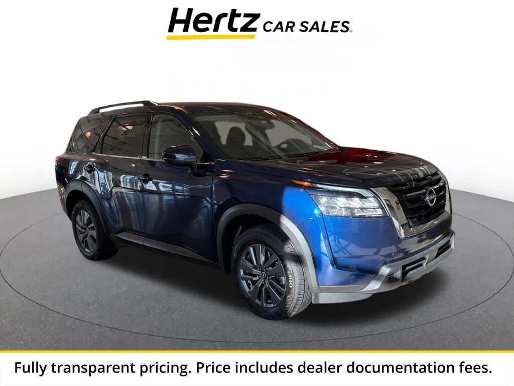 2025 Nissan Pathfinder SV — photo 1 of 13