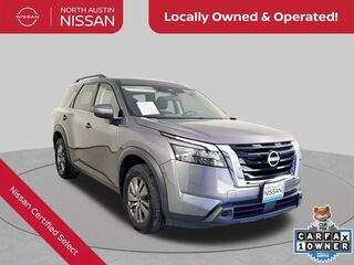 2024 Nissan Pathfinder SV