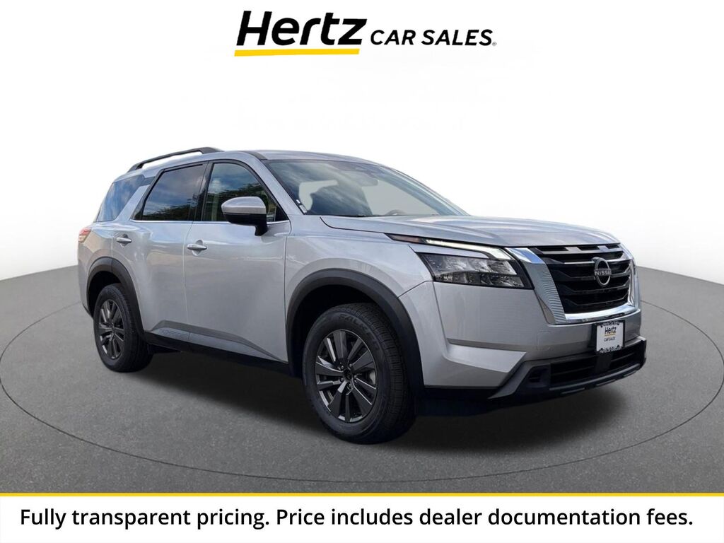 2025 Nissan Pathfinder SV — photo 1 of 13