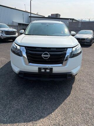 2024 Nissan Pathfinder SV — photo 1 of 1