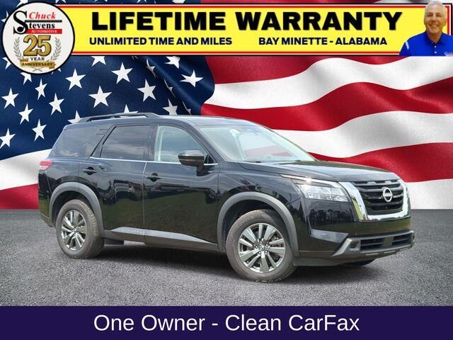 2024 Nissan Pathfinder SV