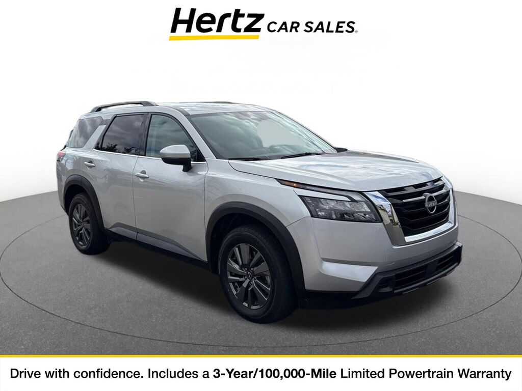 2025 Nissan Pathfinder SV — photo 1 of 11