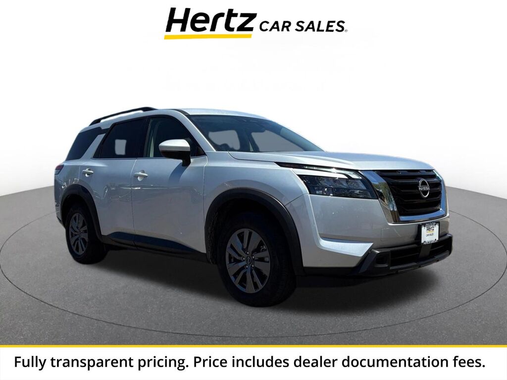 2025 Nissan Pathfinder SV — photo 1 of 13