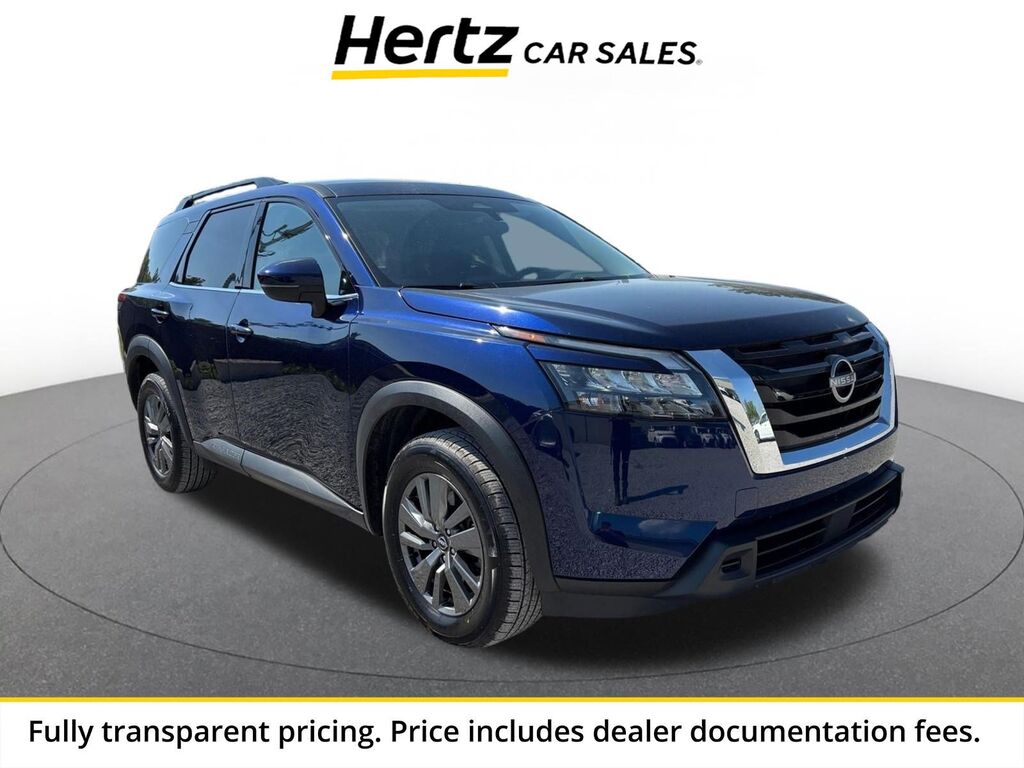 2025 Nissan Pathfinder SV — photo 1 of 13
