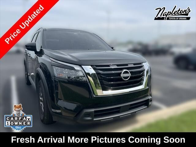 2025 Nissan Pathfinder SV — photo 1 of 7