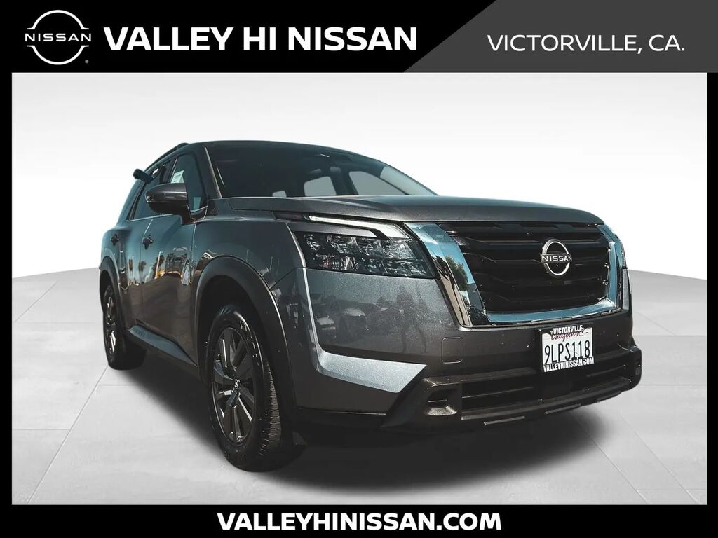2024 Nissan Pathfinder SV — photo 1 of 1
