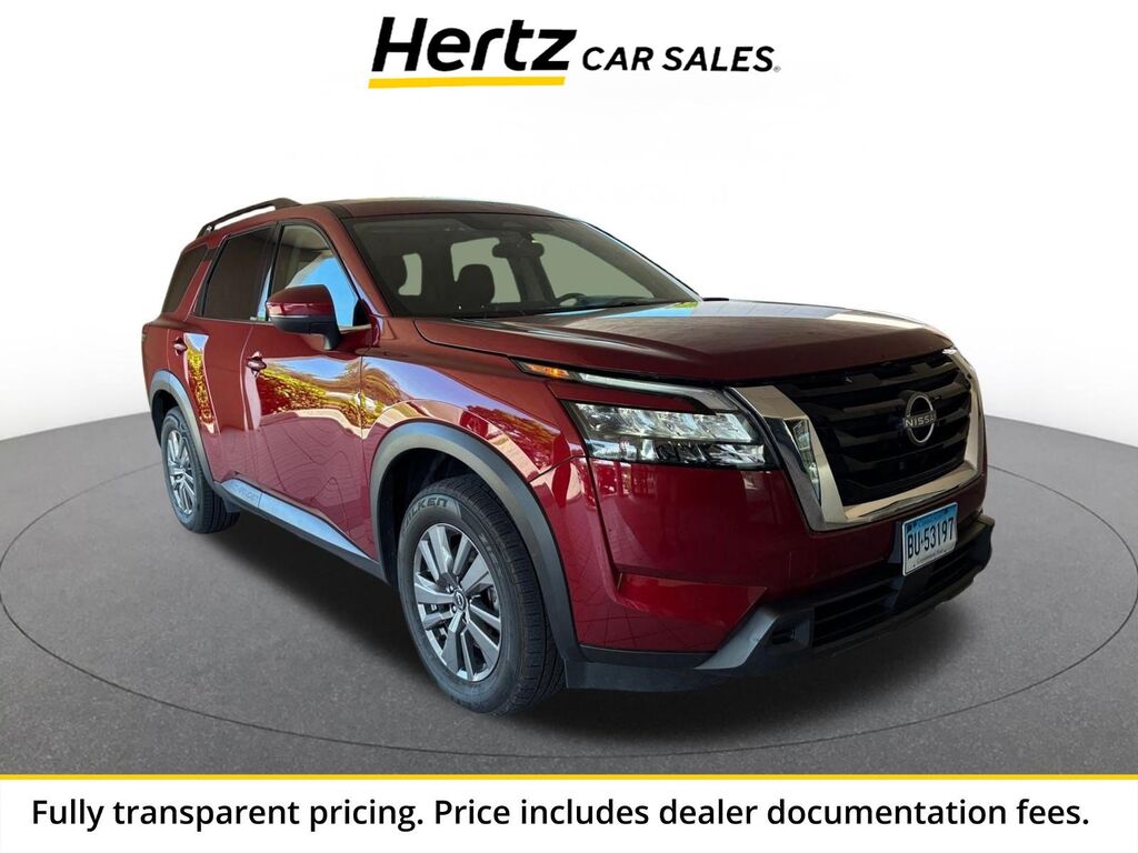 2025 Nissan Pathfinder SV — photo 1 of 18