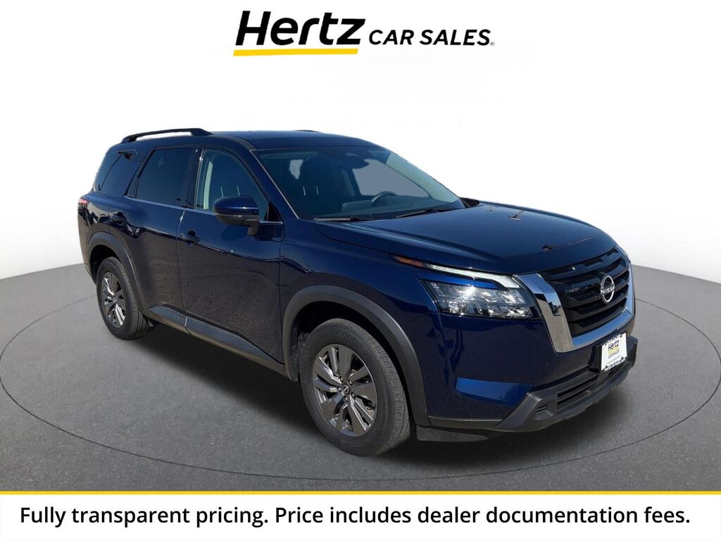 2025 Nissan Pathfinder SV — photo 1 of 13