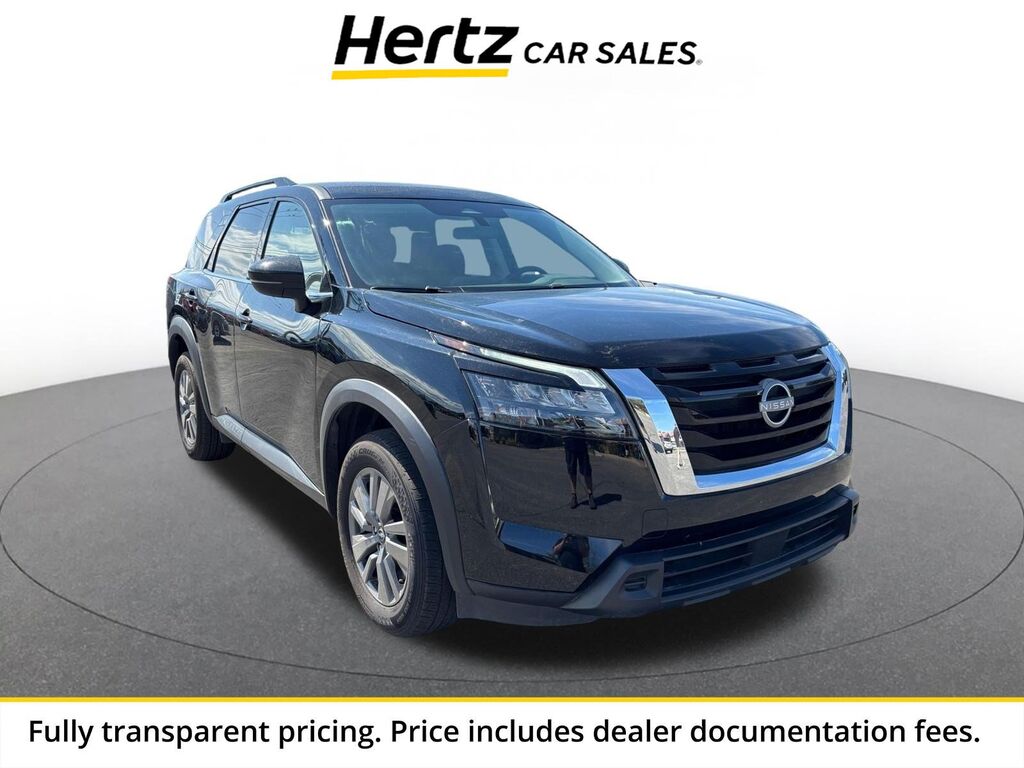 2025 Nissan Pathfinder SV — photo 1 of 13