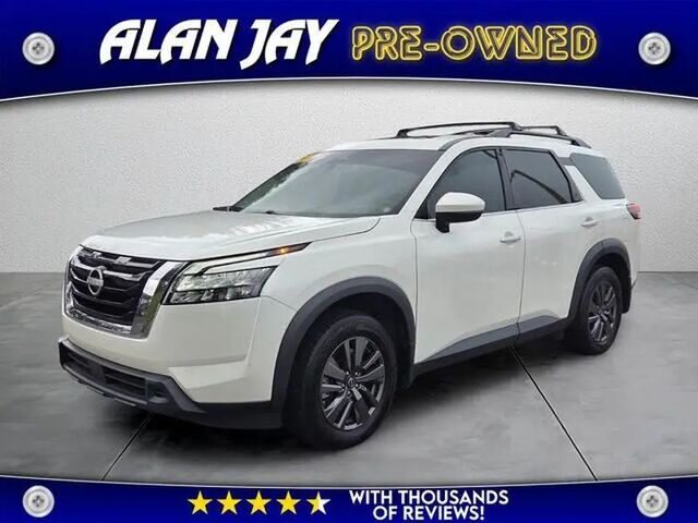 2024 Nissan Pathfinder SV