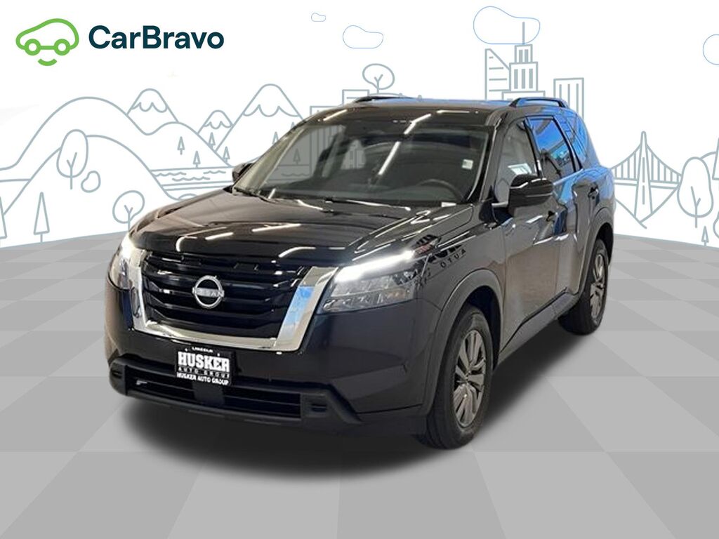 2025 Nissan Pathfinder SV 4WD — photo 1 of 6