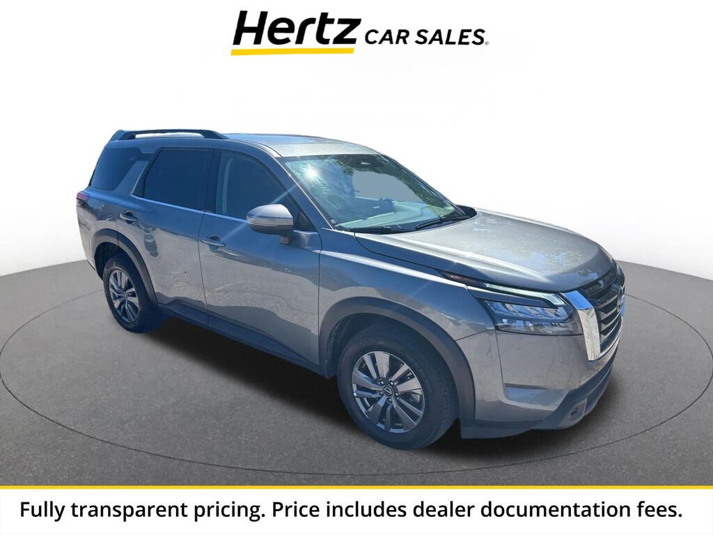 2025 Nissan Pathfinder SV — photo 1 of 13