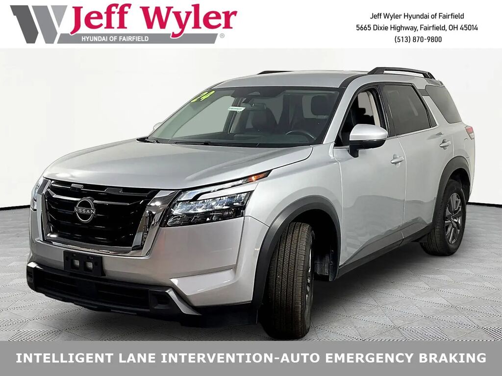 2024 Nissan Pathfinder SV — photo 1 of 26