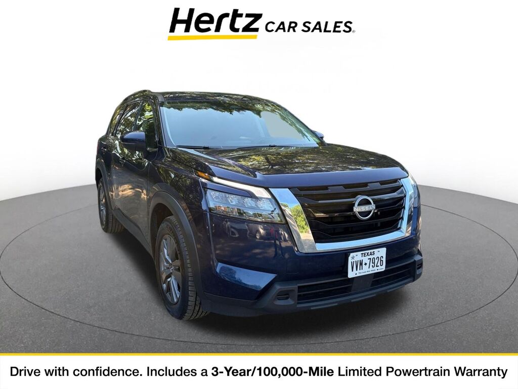 2025 Nissan Pathfinder SV — photo 1 of 11
