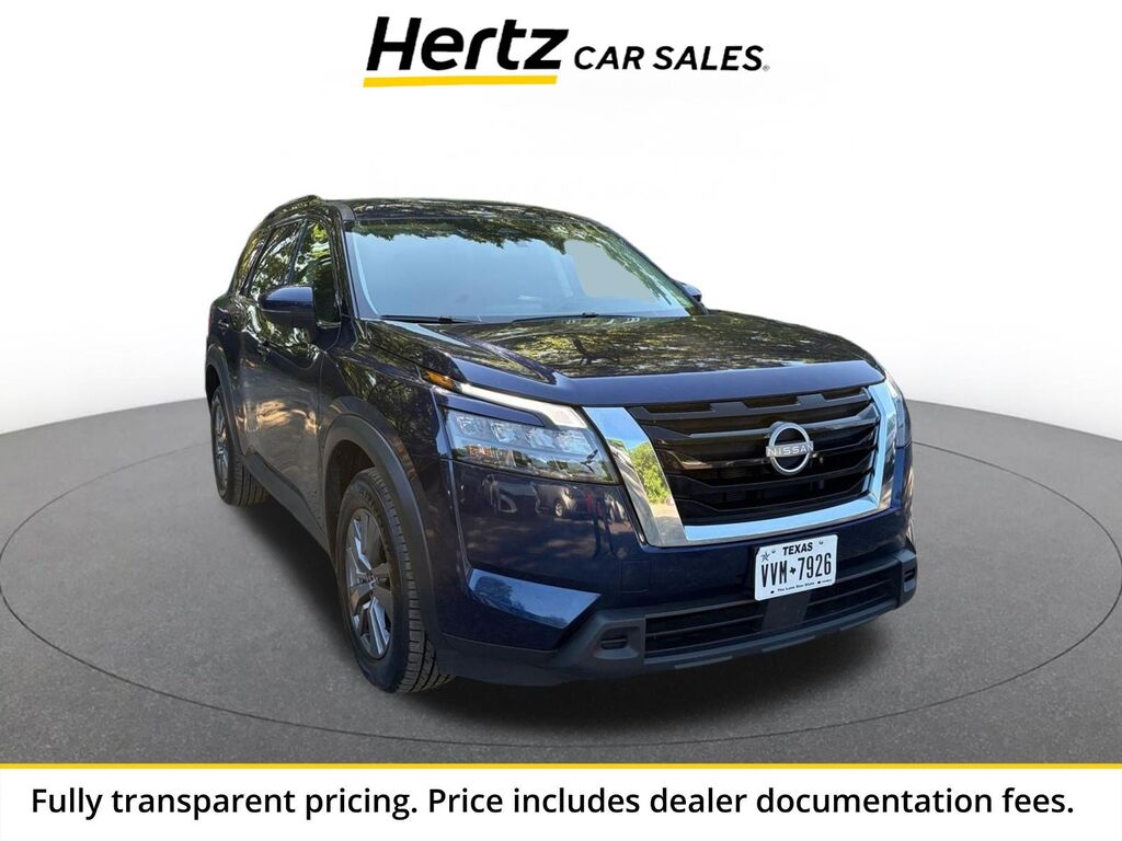 2025 Nissan Pathfinder SV — photo 1 of 13