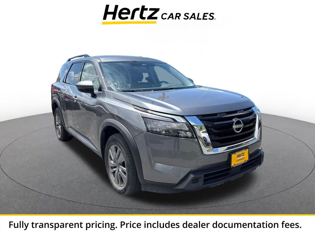 2025 Nissan Pathfinder SV — photo 1 of 13
