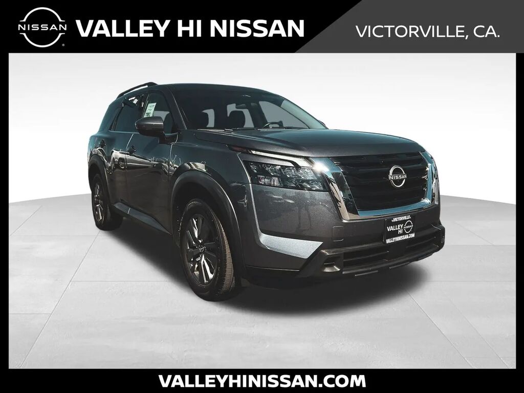2024 Nissan Pathfinder SV — photo 1 of 14