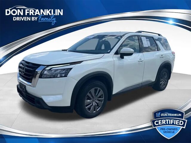 2024 Nissan Pathfinder SV
