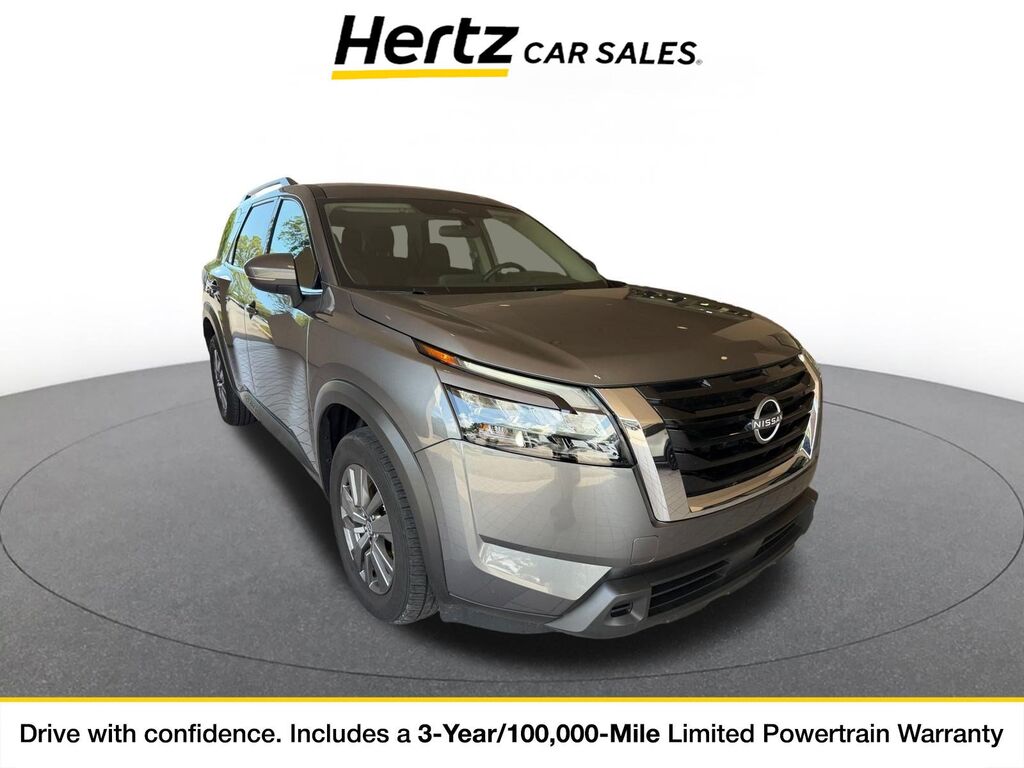 2025 Nissan Pathfinder SV — photo 1 of 11