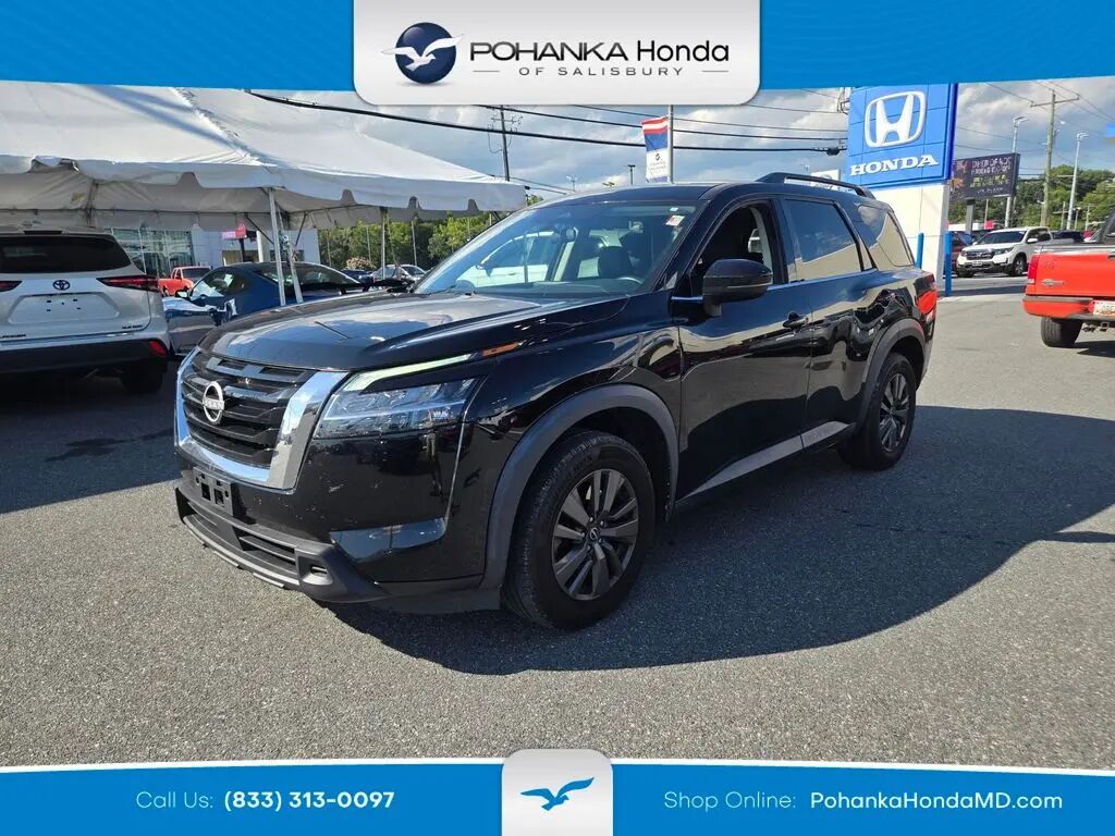 2022 Nissan Pathfinder SV — photo 1 of 38