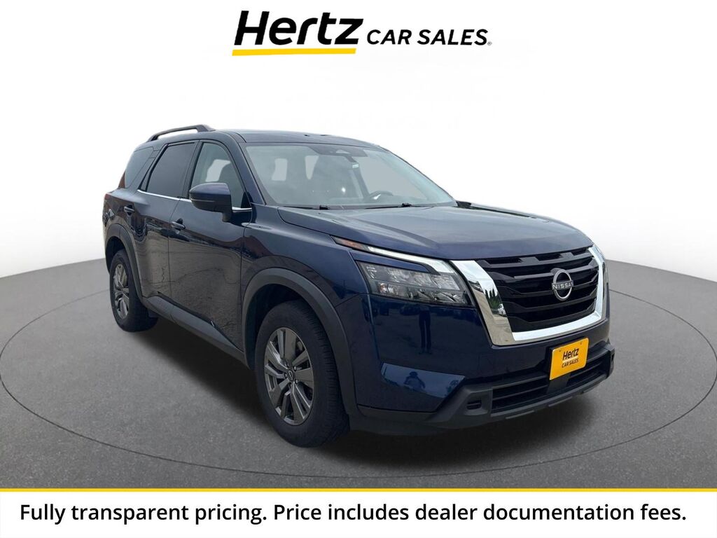 2025 Nissan Pathfinder SV — photo 1 of 13