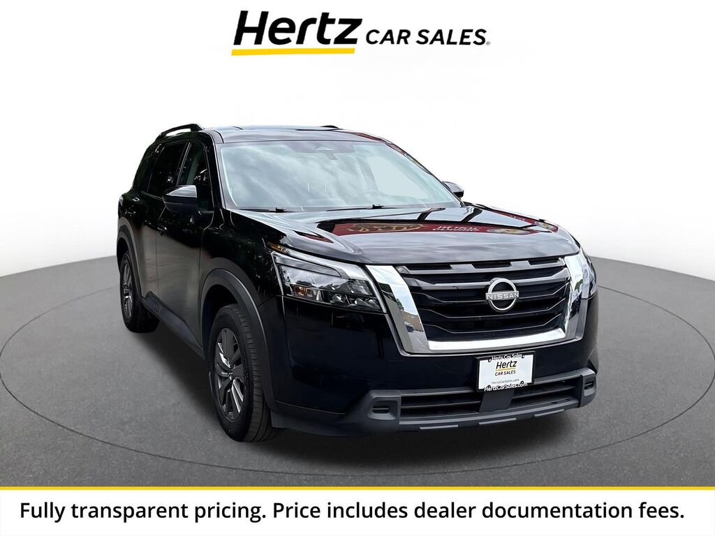 2025 Nissan Pathfinder SV — photo 1 of 13