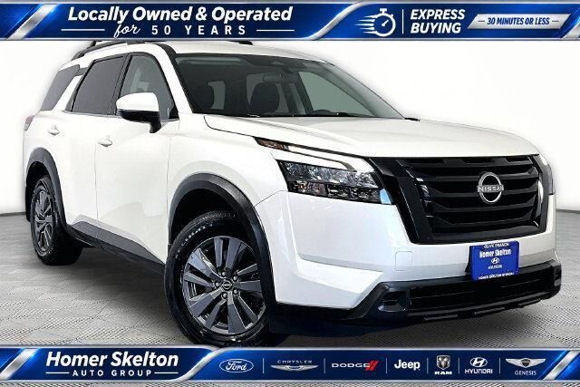 2024 Nissan Pathfinder SV — photo 1 of 13