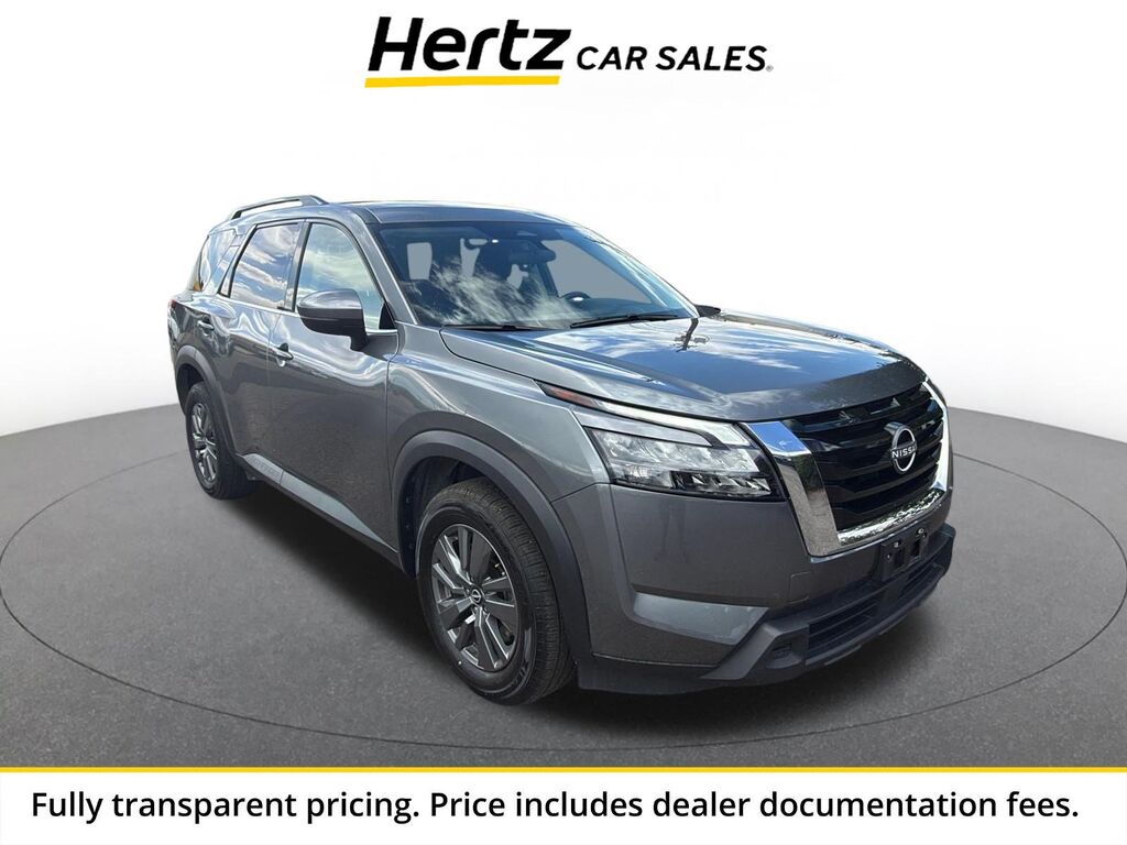 2025 Nissan Pathfinder SV — photo 1 of 13