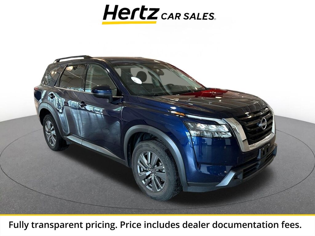 2025 Nissan Pathfinder SV — photo 1 of 13