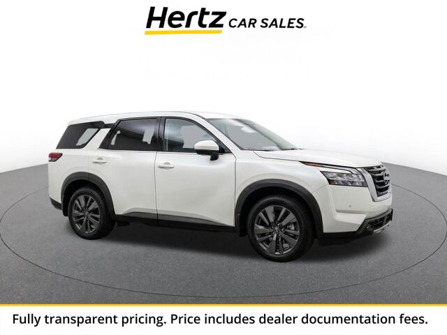 2025 Nissan Pathfinder SV