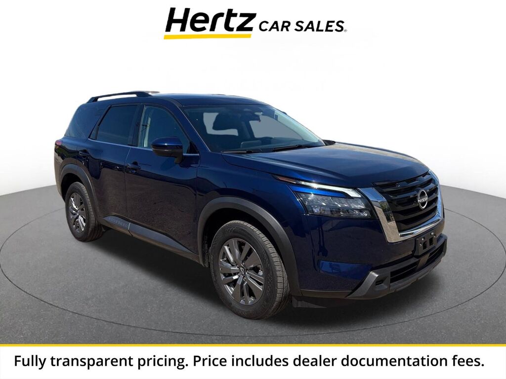 2025 Nissan Pathfinder SV — photo 1 of 13