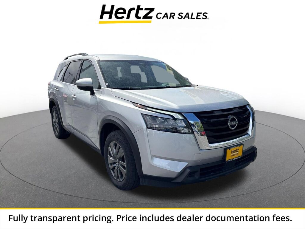 2025 Nissan Pathfinder SV — photo 1 of 13