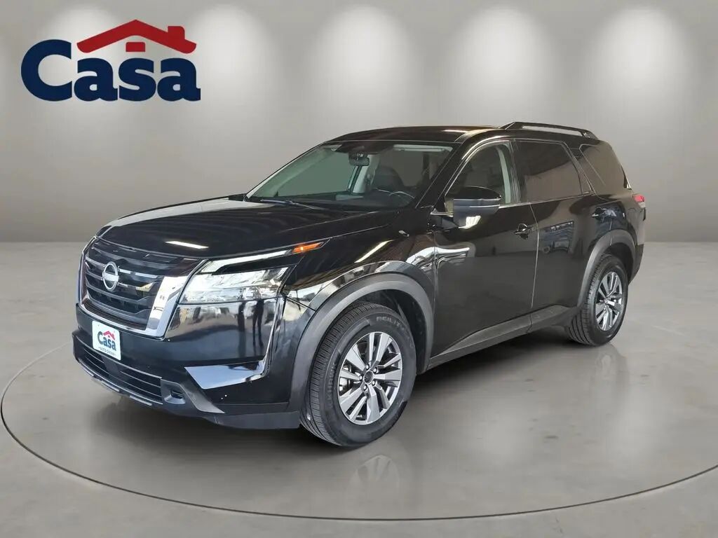 2023 Nissan Pathfinder SV — photo 1 of 13