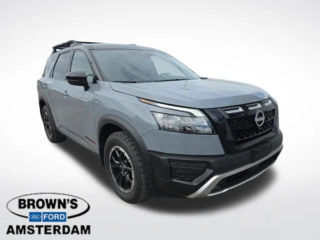 2025 Nissan Pathfinder Rock Creek — photo 1 of 14