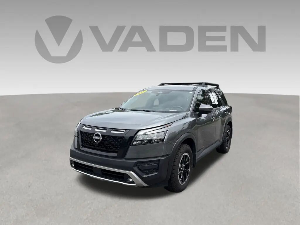 2025 Nissan Pathfinder Rock Creek — photo 1 of 37