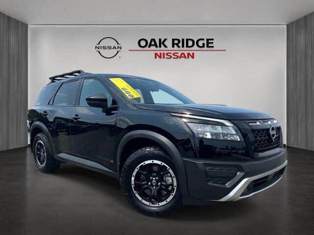 2025 Nissan Pathfinder Rock Creek — photo 1 of 13