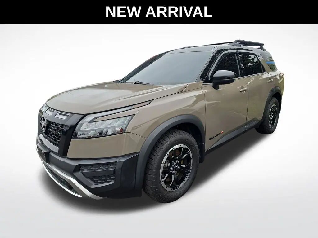 2023 Nissan Pathfinder Rock Creek — photo 1 of 4