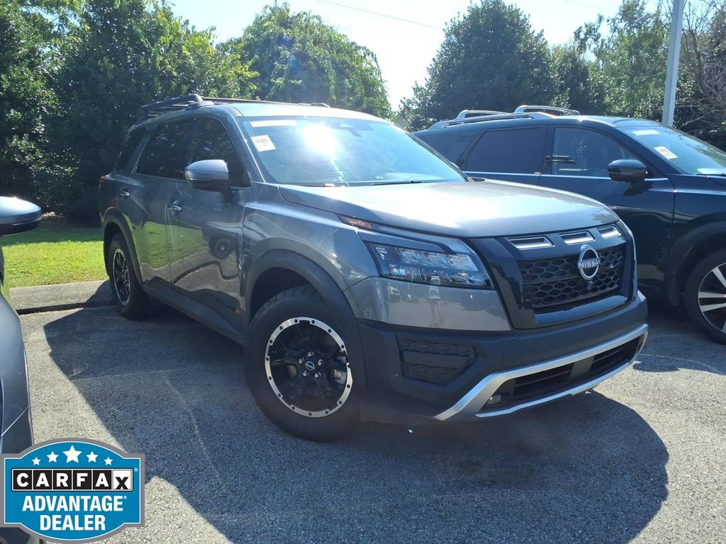 2025 Nissan Pathfinder Rock Creek — photo 1 of 6