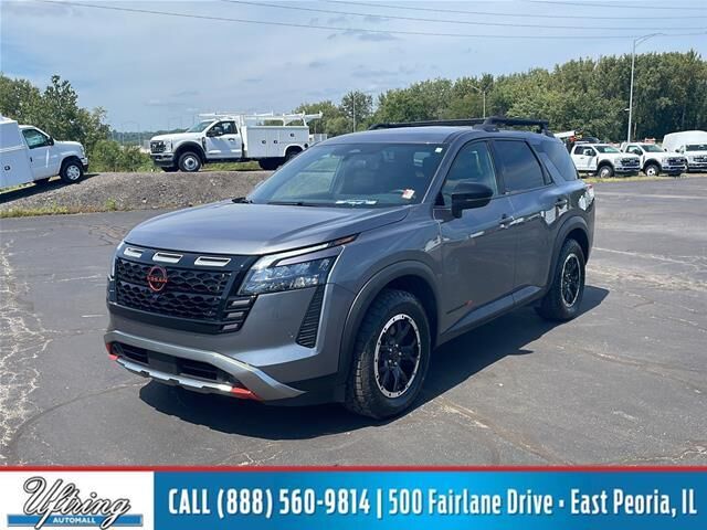 2026 Nissan Pathfinder SV