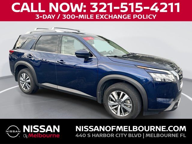 2024 Nissan Pathfinder SL — photo 1 of 13