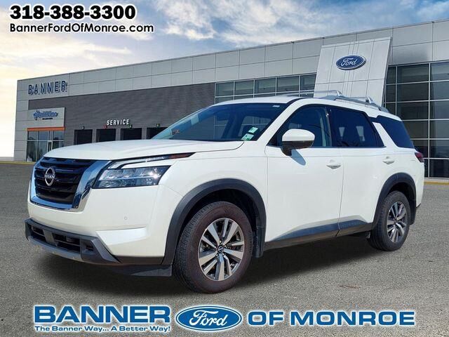 2024 Nissan Pathfinder SL — photo 1 of 26