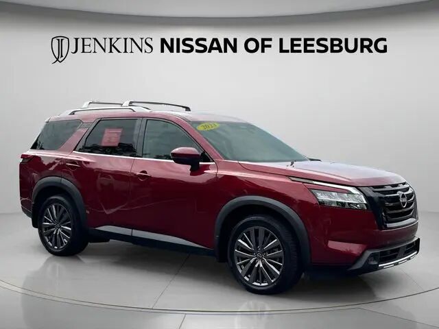 2023 Nissan Pathfinder SL