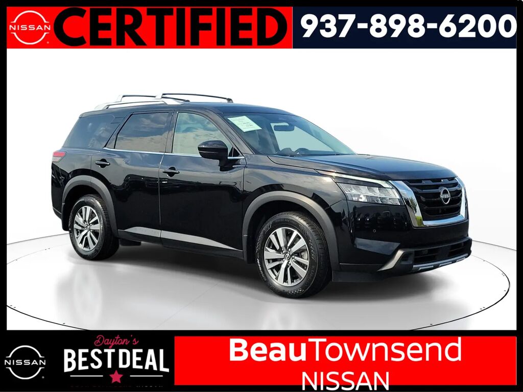2024 Nissan Pathfinder SL — photo 1 of 13